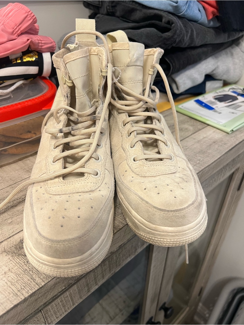 Nike SF Air Force 1 High “Rattan” (women’s style, model AA3965-200